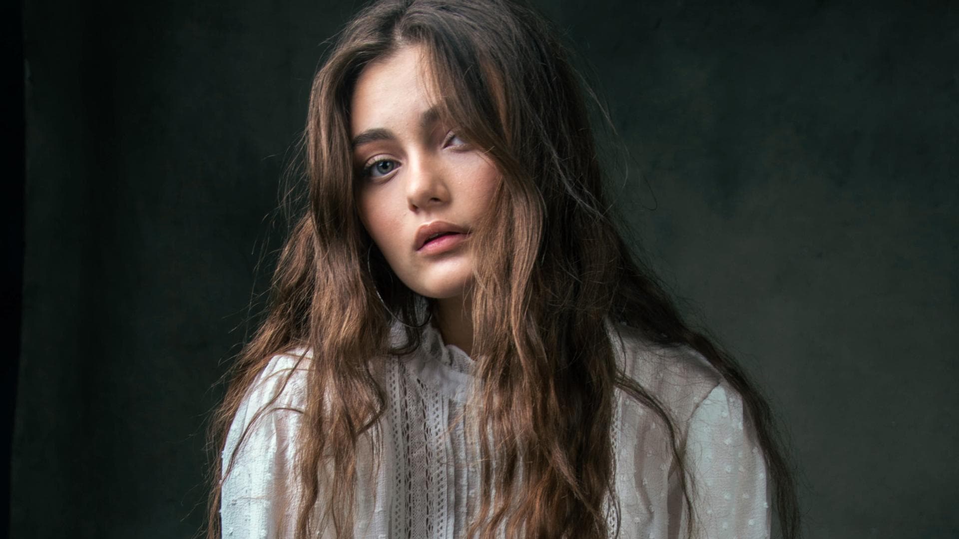 Horoskop Thema Horoskop Thema: Frau mit langen Haaren