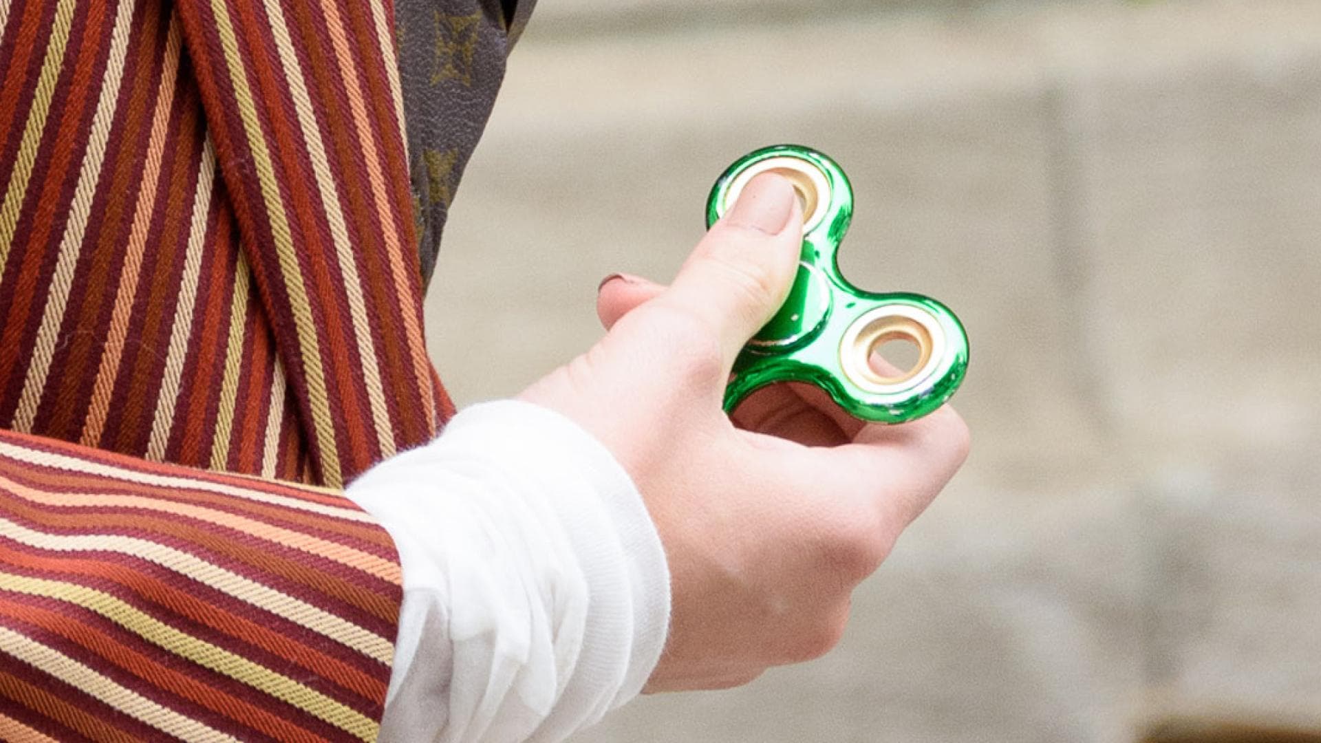 fidget-spinner-lip-balm-quer fidget-spinner-lip-balm-quer