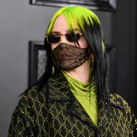 Billie Eilish: Frisur Billie Eilish auf dem roten Teppich