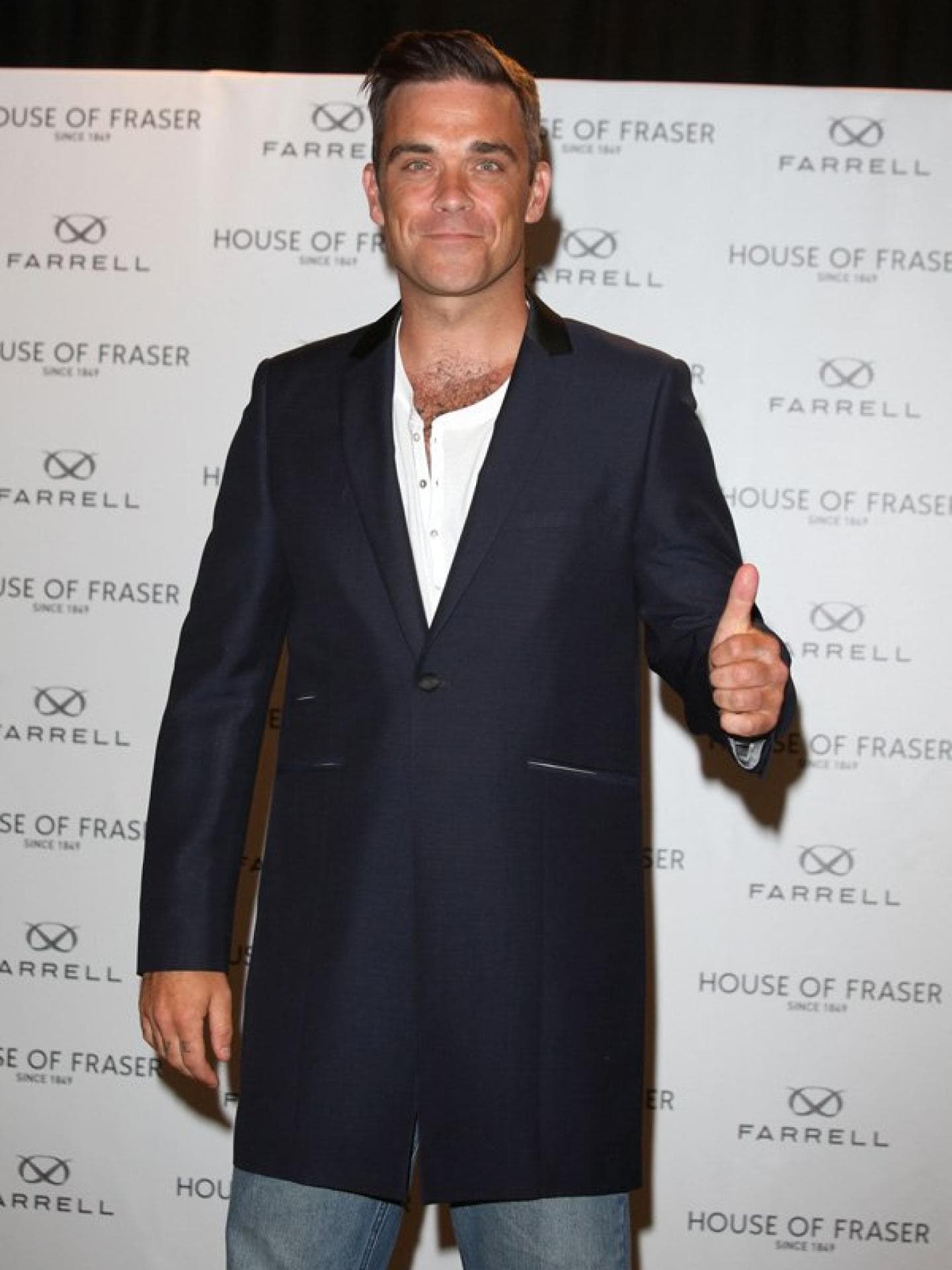Robbie Williams rank & schlank Robbie Williams rank & schlank