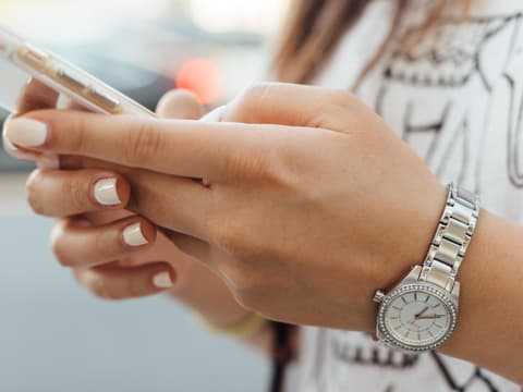 ist-sexting-strafbar-quer ist-sexting-strafbar-quer